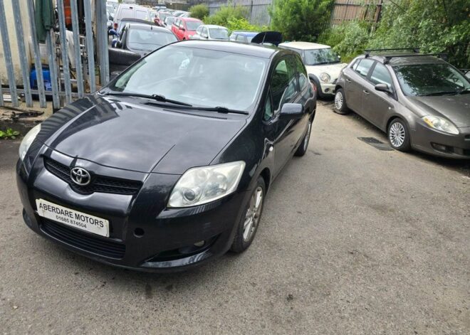 Toyota Auris